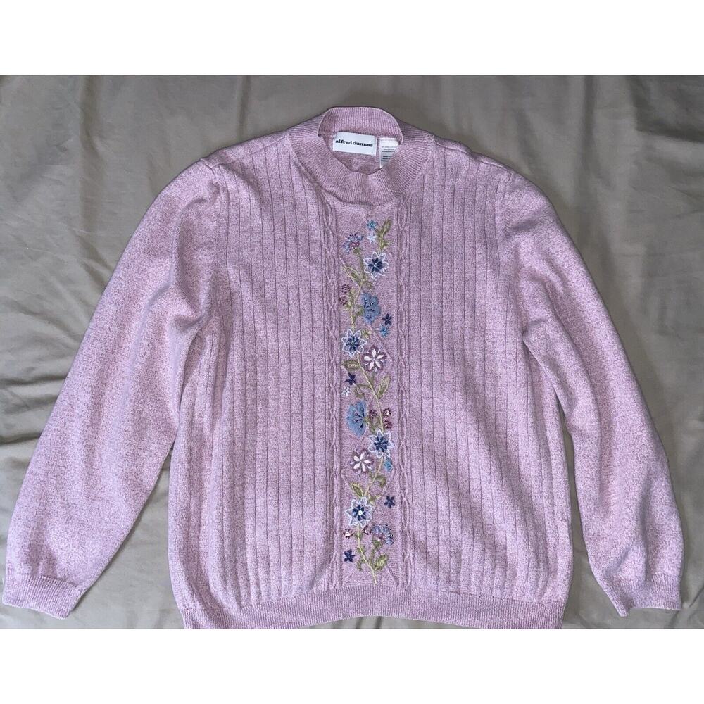 Women’s Vintage Pink flower Embroidered Alfred Dunner Sweater Size Large